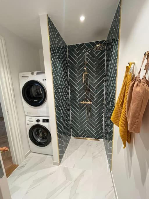 Nyrenoveret Charmerende Lejlighed I Odense C! Apartment Ngoại thất bức ảnh
