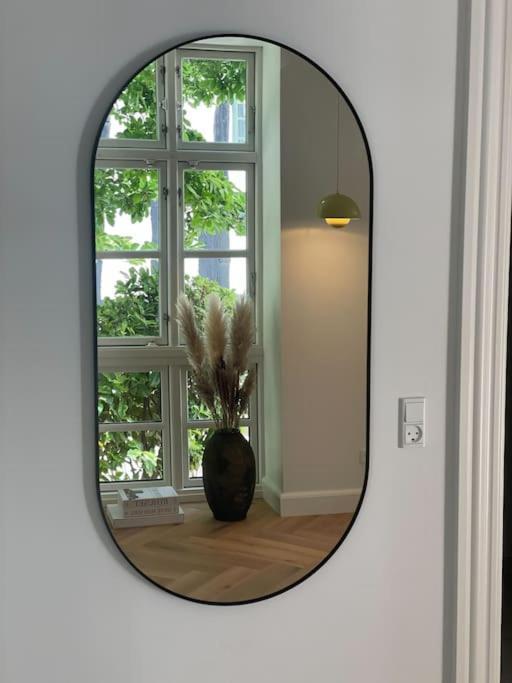 Nyrenoveret Charmerende Lejlighed I Odense C! Apartment Ngoại thất bức ảnh