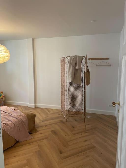 Nyrenoveret Charmerende Lejlighed I Odense C! Apartment Ngoại thất bức ảnh