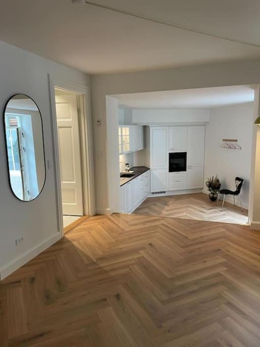 Nyrenoveret Charmerende Lejlighed I Odense C! Apartment Ngoại thất bức ảnh